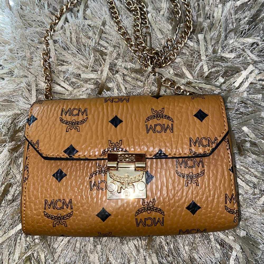 MCM chain bag